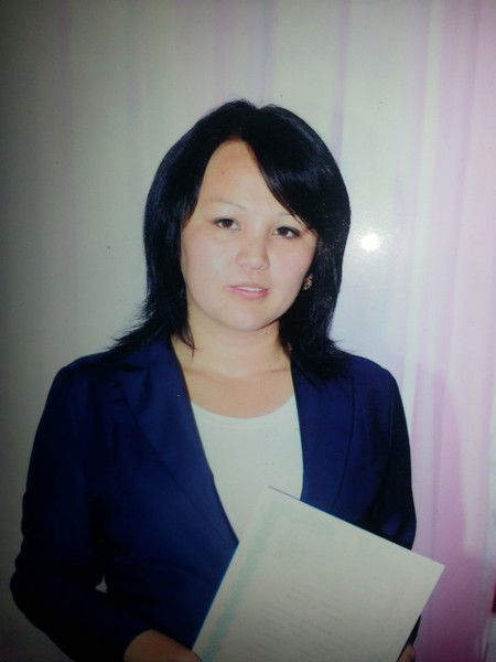 Лаура Скендирова