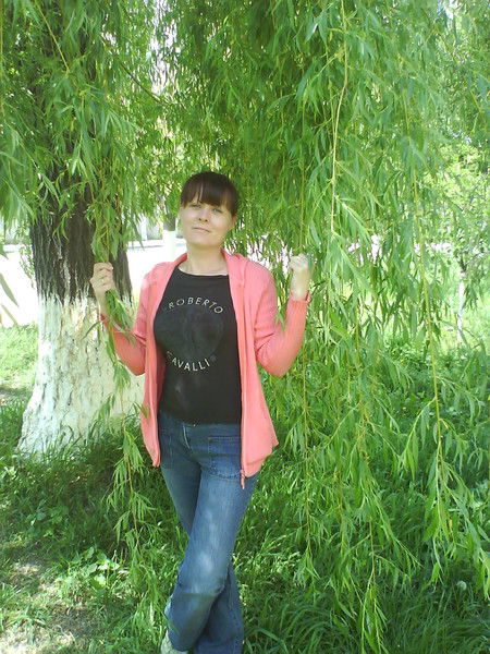 Лариса Олейник