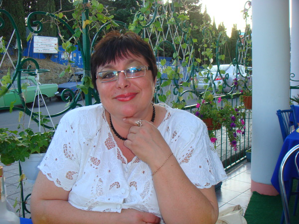 Елена Белоусова