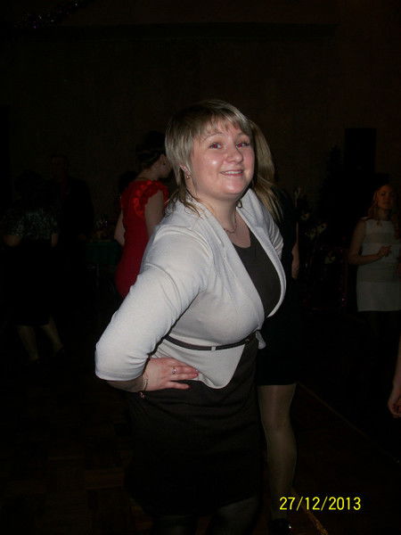 Алена Попова