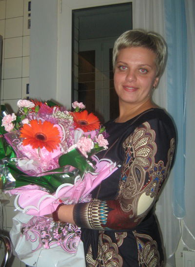 Лена Амелина