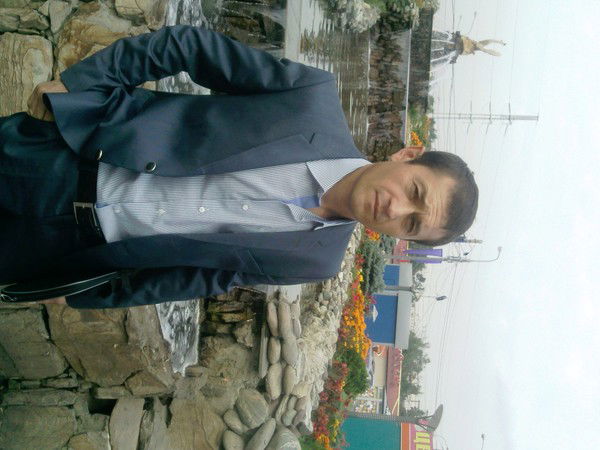 Алфатшо Алфатшоев