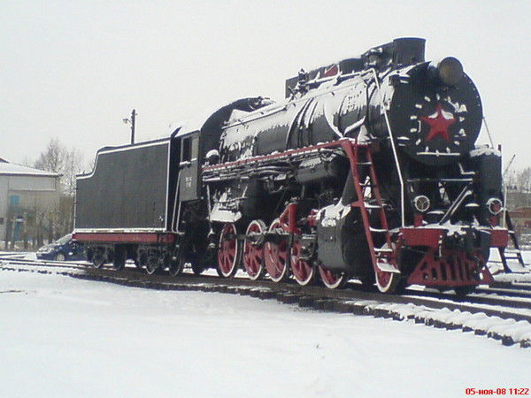 Константин Низамиев