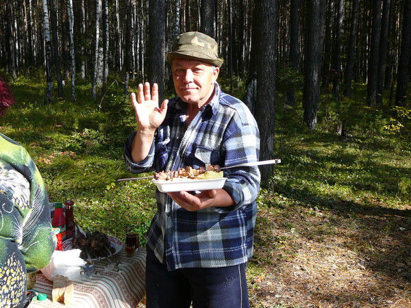 Александр Суровцев