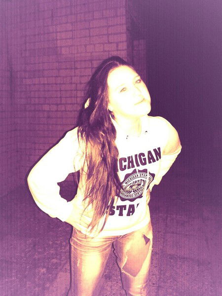 Лёля Жидкова