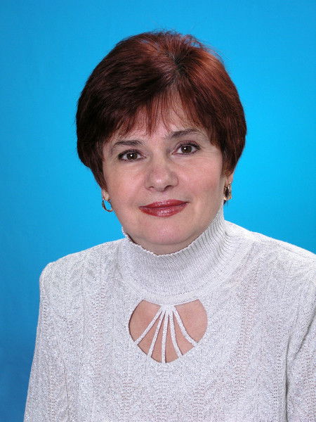 Людмила Попова