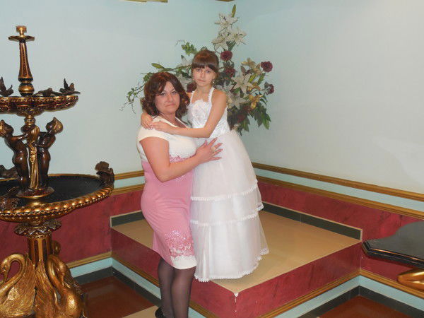 Анна Галстян