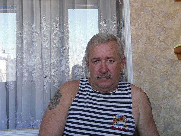 Виктор Иванов