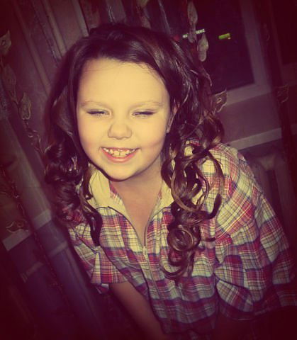 Поля Шустова