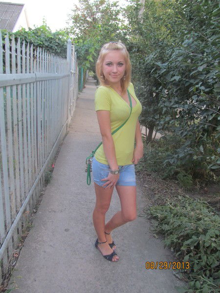 Аня Ерахтина