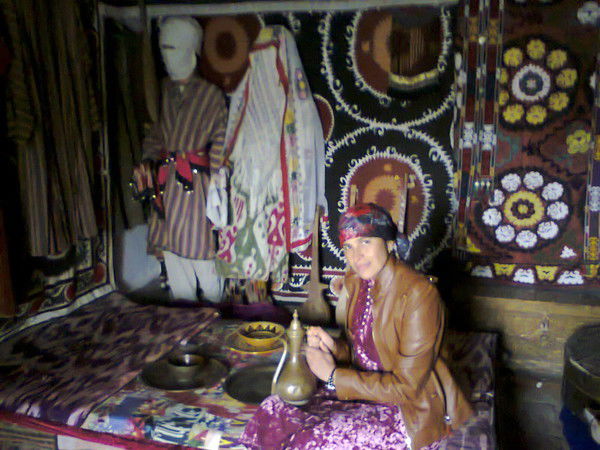 Нигина Бозорова