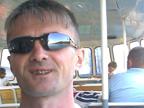 Дмитрий Казарцев