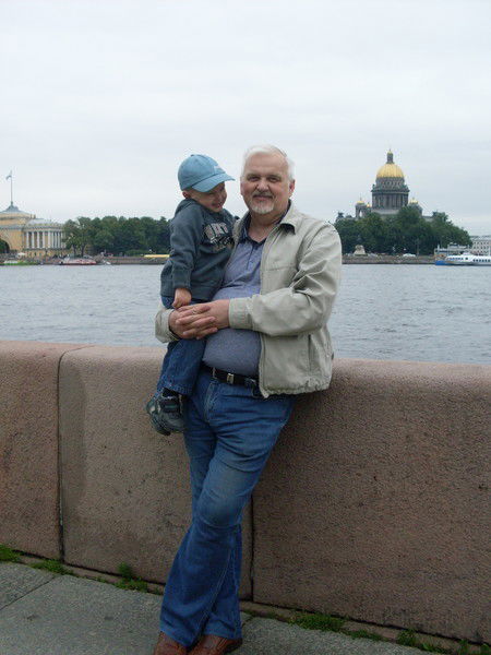 Александр Демин