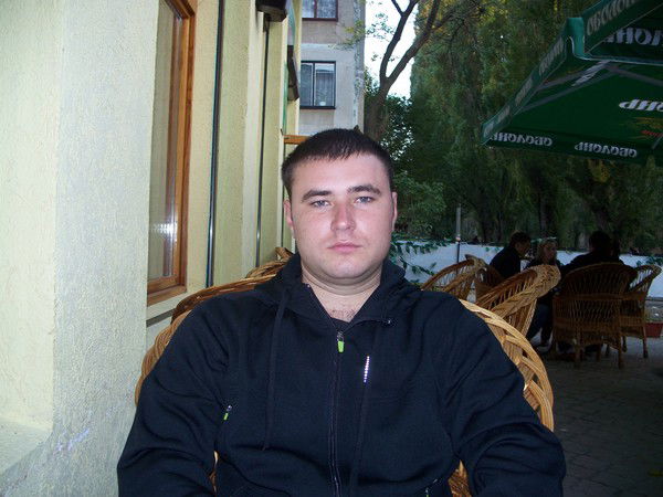 Виталий Харабарь