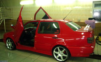 Артем Невечеря