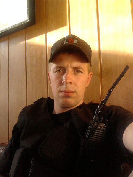 Андрей Мельник