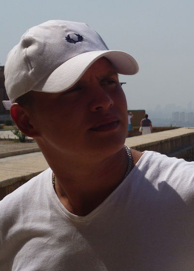 Антон Гапутин