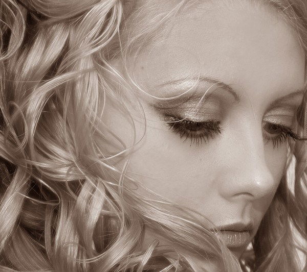 Екатерина Тихомирова