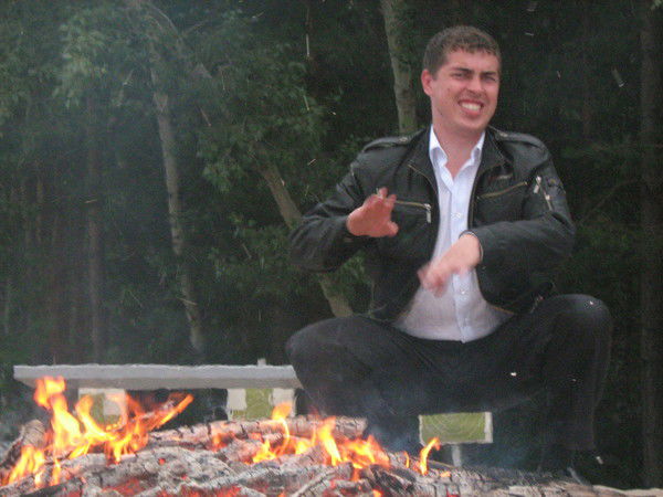 Олег Леонов