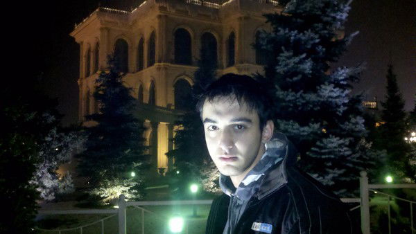 Данияр Махмудов