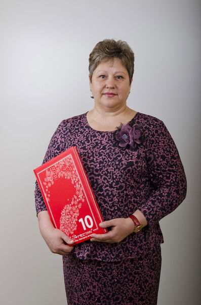 Елена Атаманова