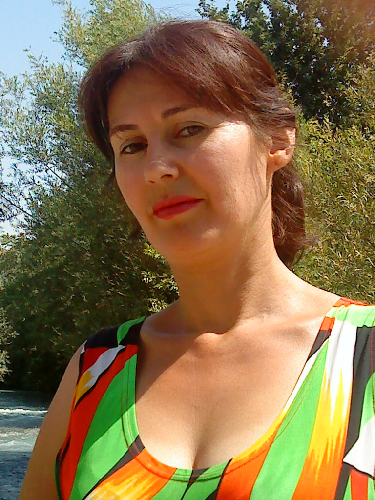 Елена Меликова