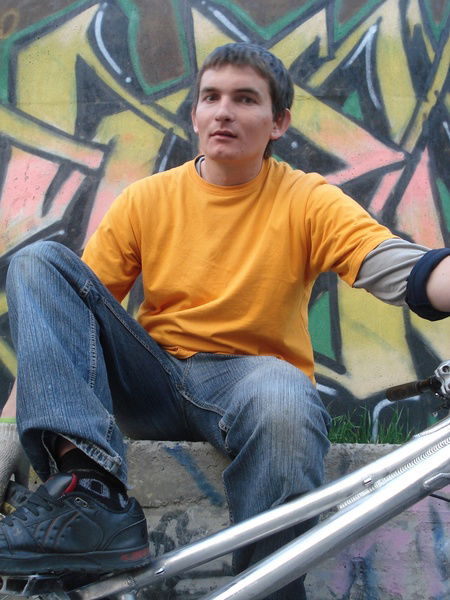 Артем Ефремов