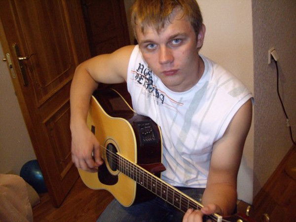 Андрей Бахарев