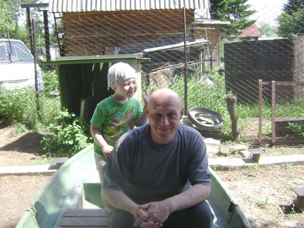 Петр Мельников