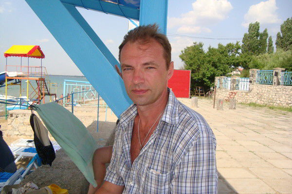 Денис Караваев