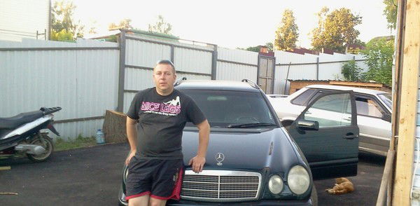 Алексей Лазарев