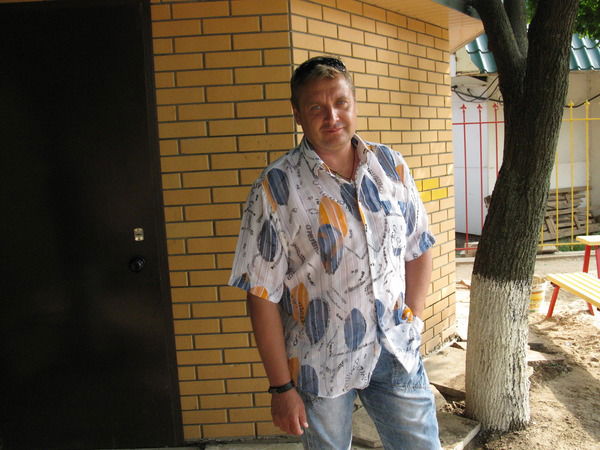 Олег Назымок