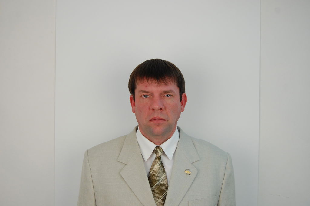 Микiта Скумiн