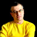 Юрий Хан