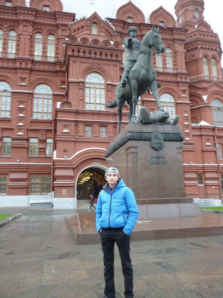 Максим Дёмов