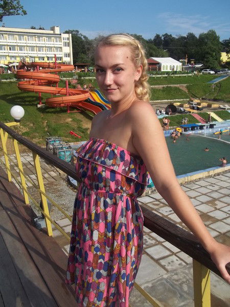 Олесенька Никитина