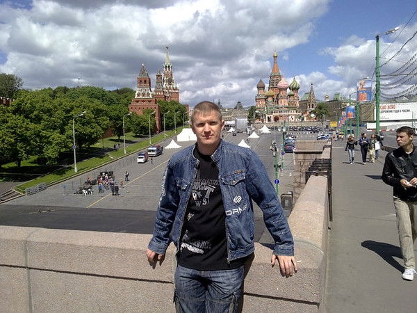 Андрей Котенко