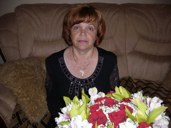 Людмила Баженова