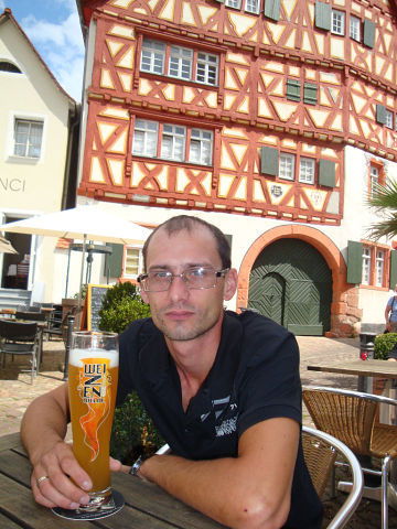 Анатолий Сапожников