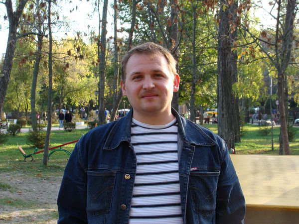 Роман Титов