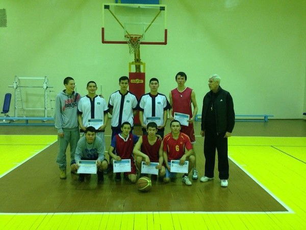 Аян Шалабаев