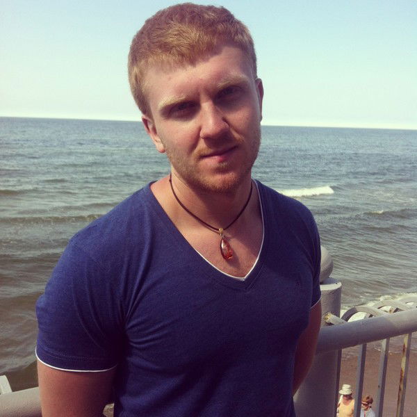 Александр Азаренко