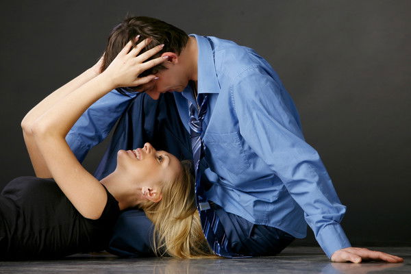 Денис Денис