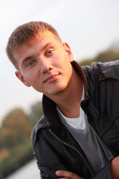 Александр Коваленко