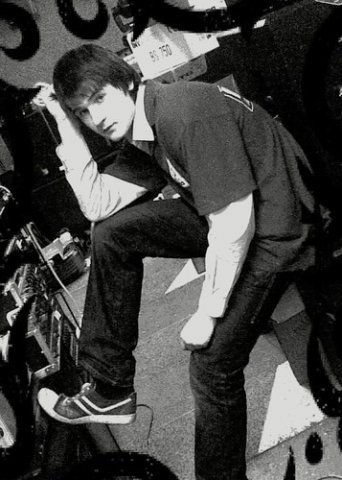 Неизвестно Неизвестно