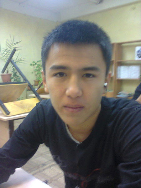 Абай Максютов