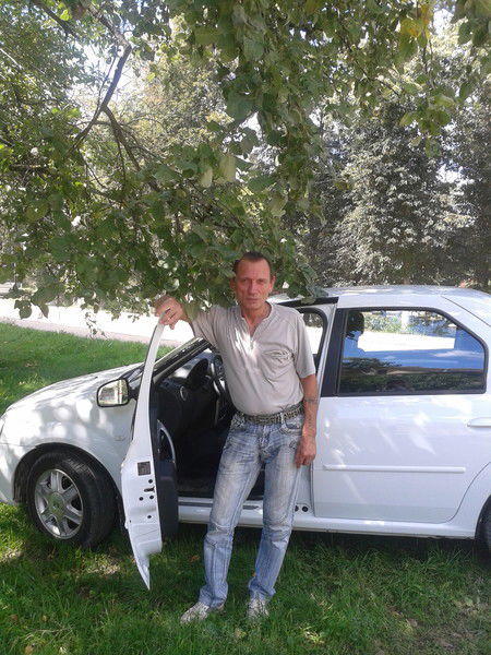 Александр Мирошниченко