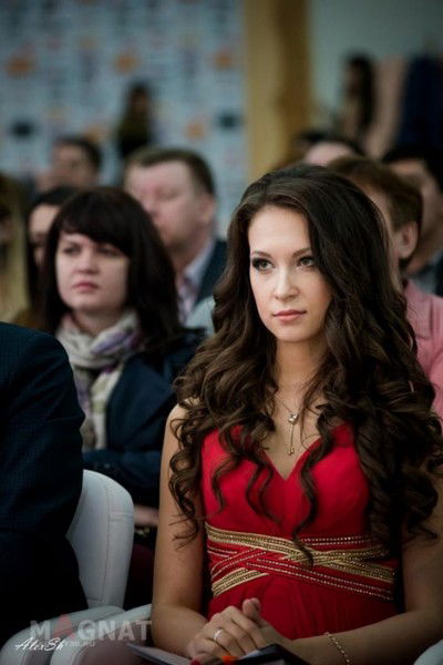 Елена Леонтьева