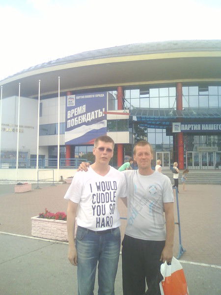 Андрей Глушков