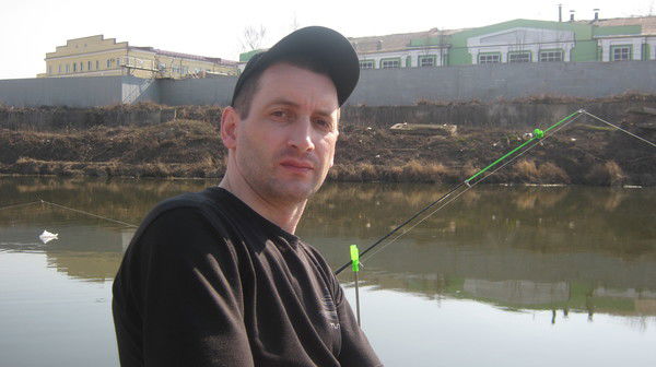 Виктор Комаров